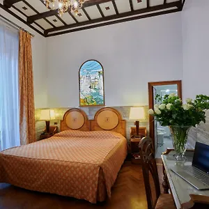 4* Отель Farnese