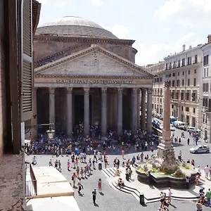 4* Отель Antico Del Sole Al Pantheon