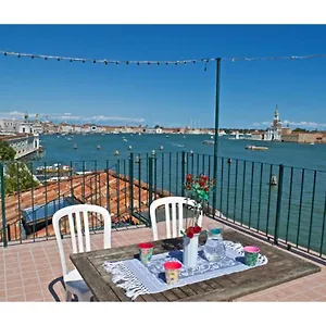 Mimi's Loft , Venice Italy