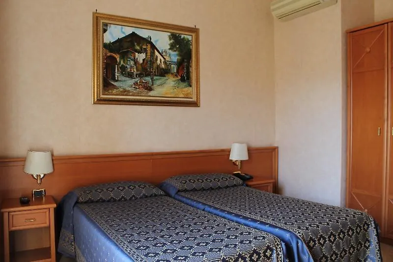 **  Hotel Orlanda Rome Italy